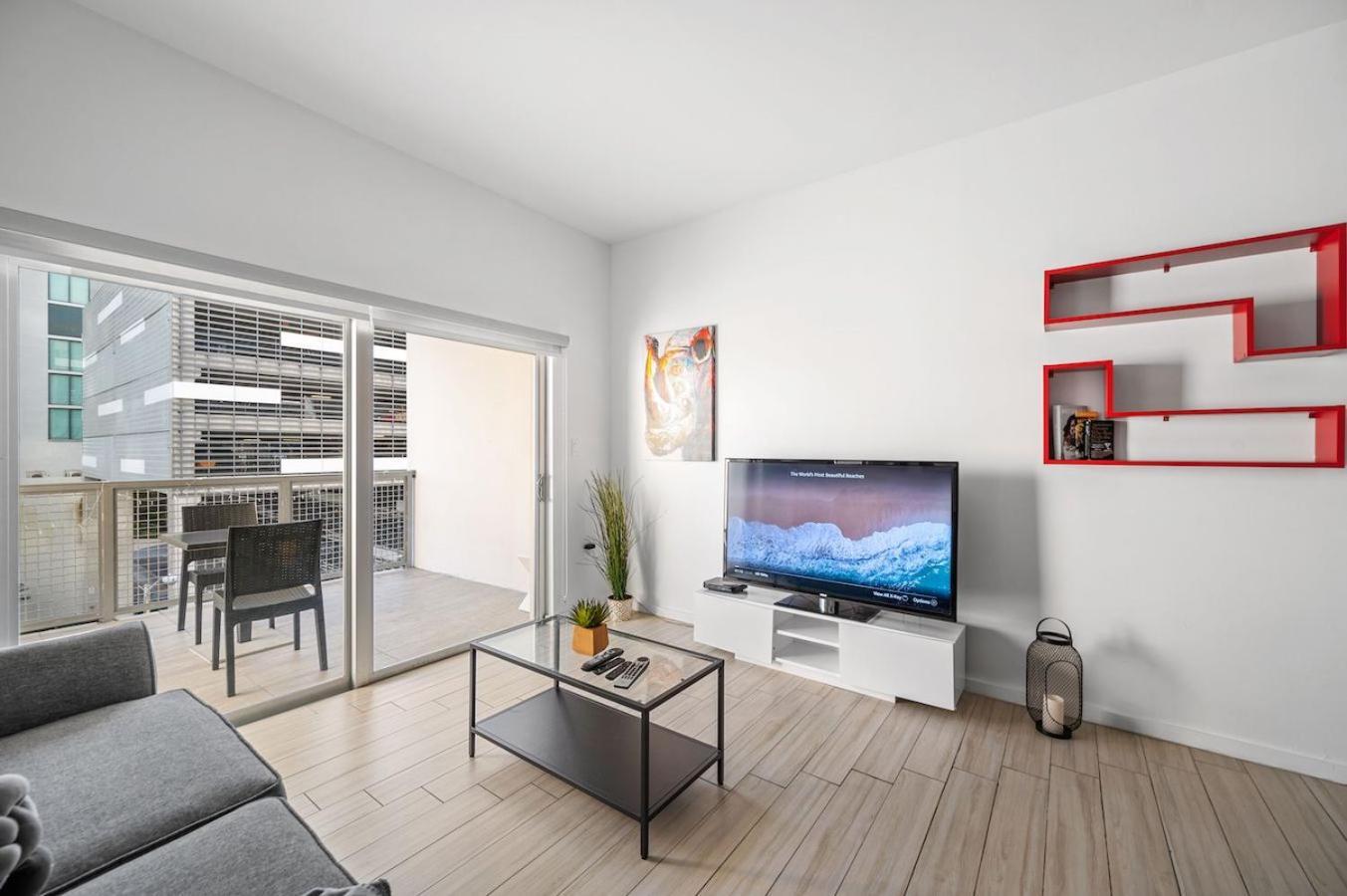 Апартаменты Subtle 2 Bed In Edgewater Downtown With Free Parking Майами Экстерьер фото