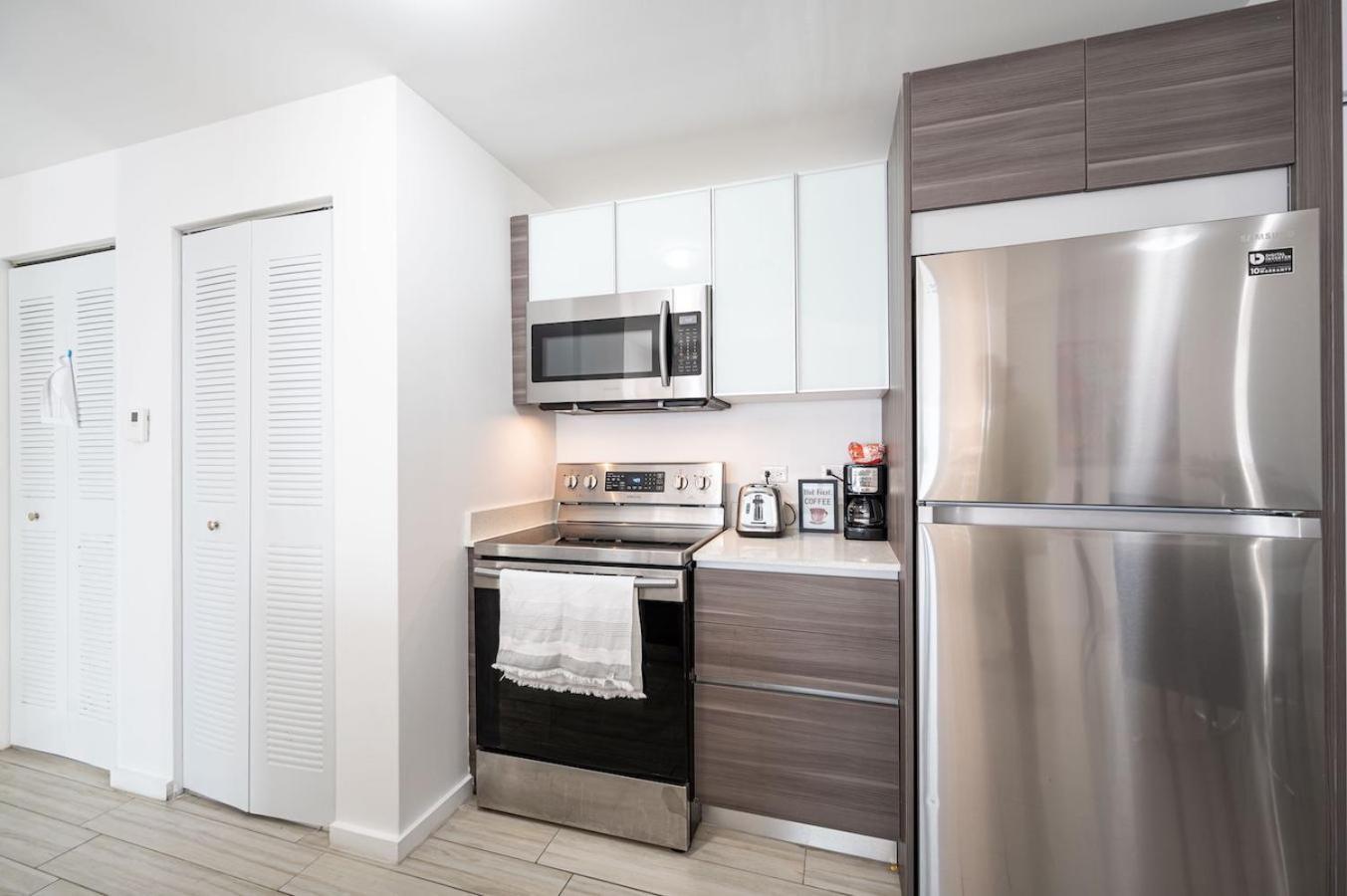 Апартаменты Subtle 2 Bed In Edgewater Downtown With Free Parking Майами Экстерьер фото